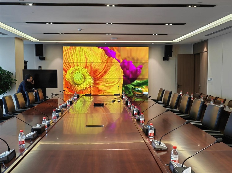 液晶拼接屏怎么樣實(shí)現(xiàn)會(huì)議辦公顯示？